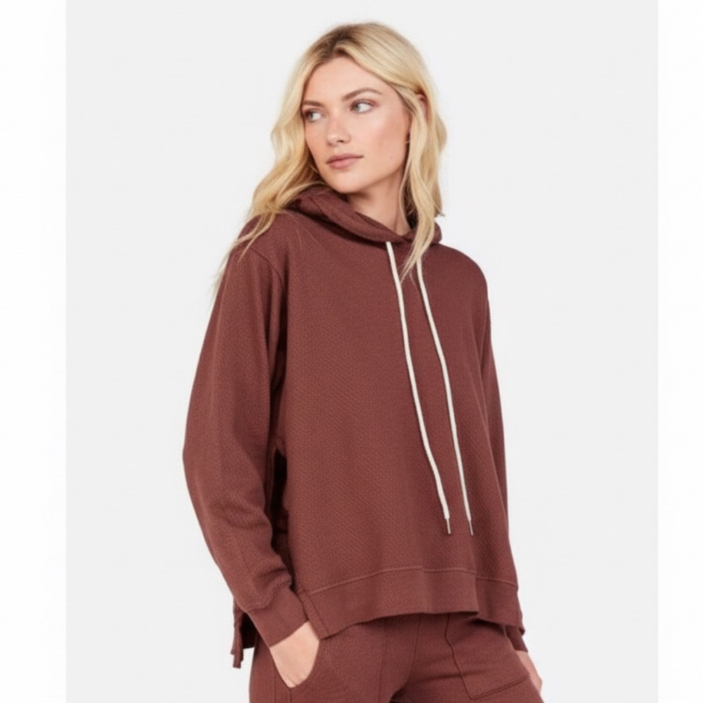 MATE THE LABEL Ellis Cotton Side Slit Terry Hoodie Sweatshirt Pullover Top